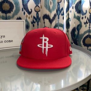 New Era! ROCKETS HAT! Let me know if interested, I will lower!